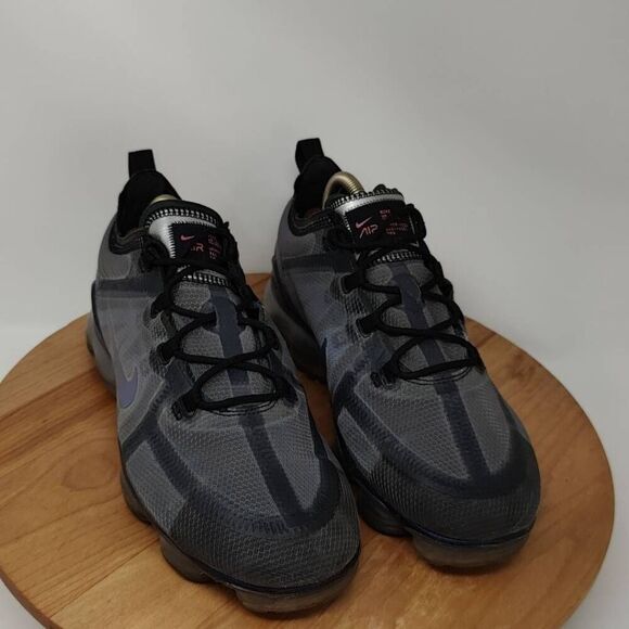 Nike Air Vapormax 2019 Throwback Future Sneakers- Mens- Size 9.5- [AR6631-001] - Picture 12 of 12